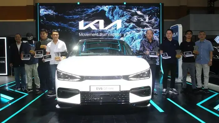 KIA Mulai Serahkan Unit KIA EV6 ke Konsumen